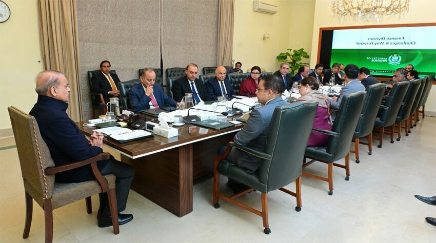 65e639b0e73d9 Prime Minister Shahbaz Sharif Urges Immediate Talks with IMF on Economic Reform