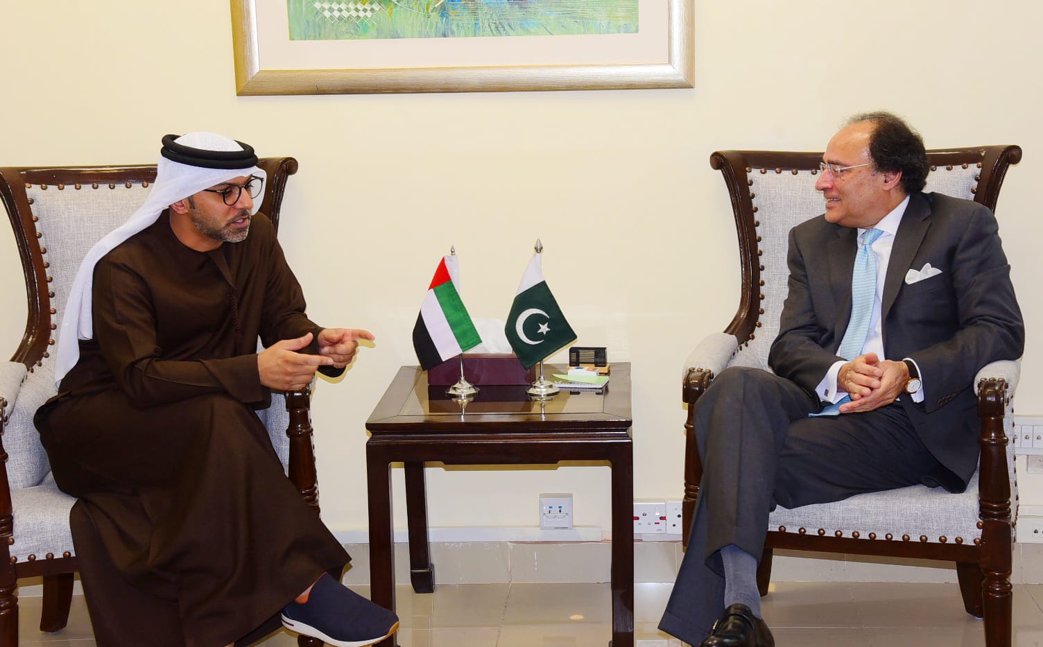 Minister for Finance & Revenue Meets UAE Ambassador to Discuss Bilateral Cooperation