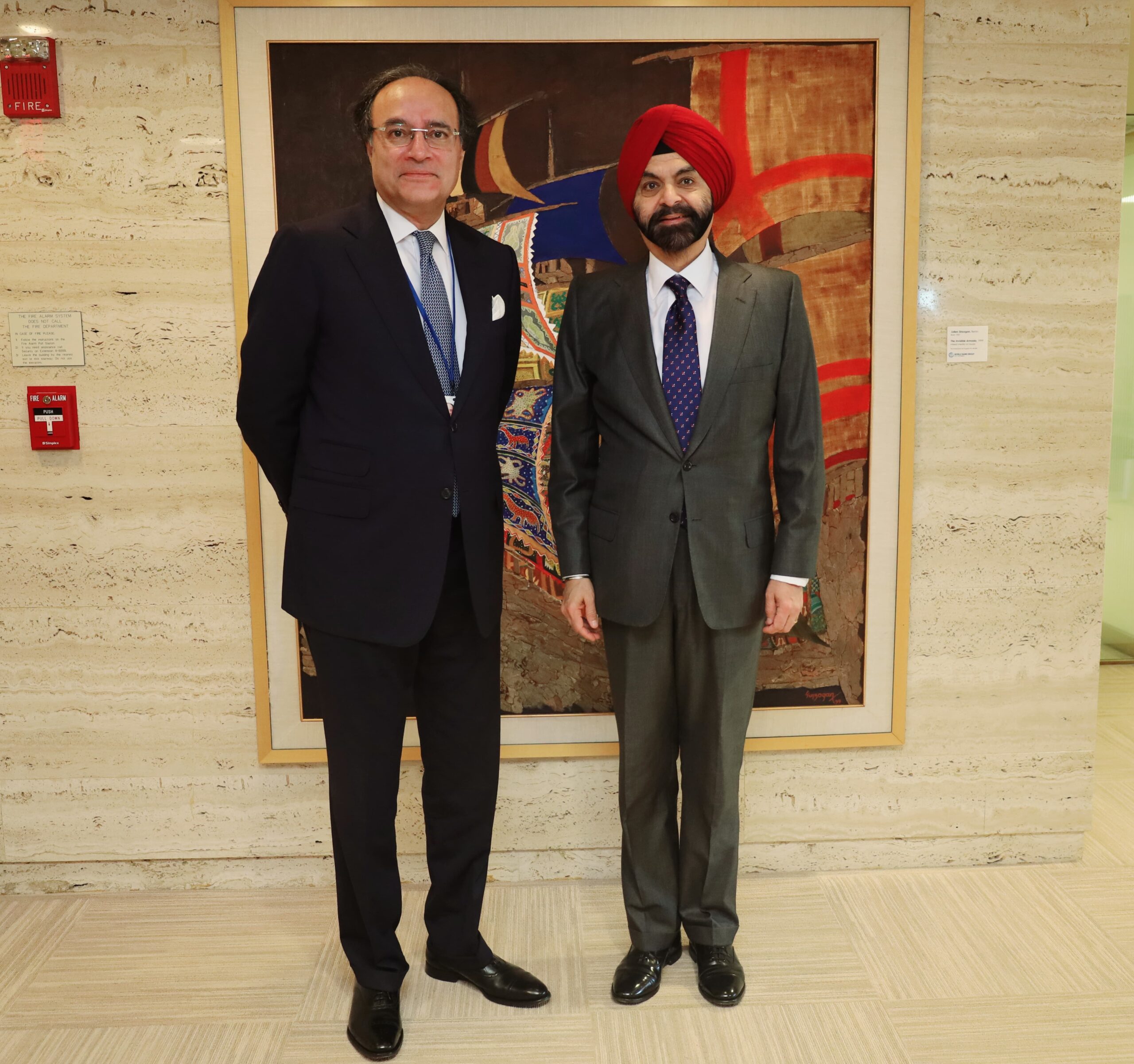 WhatsApp Image 2024 04 17 at 11.38.48 AM scaled 1 Pakistan's Finance Minister Meets World Bank President Ajay Banga to Discuss Reforms