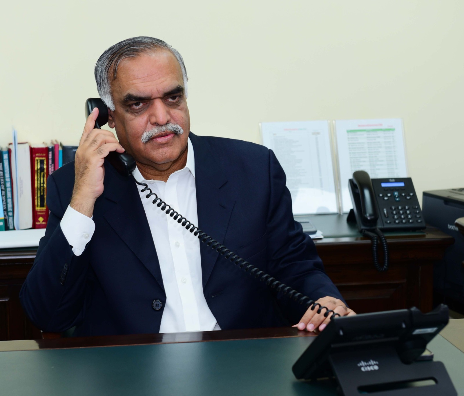 FBR Chairman Conducts E-Kachehri, Addresses Taxpayers’ Concerns Promptly