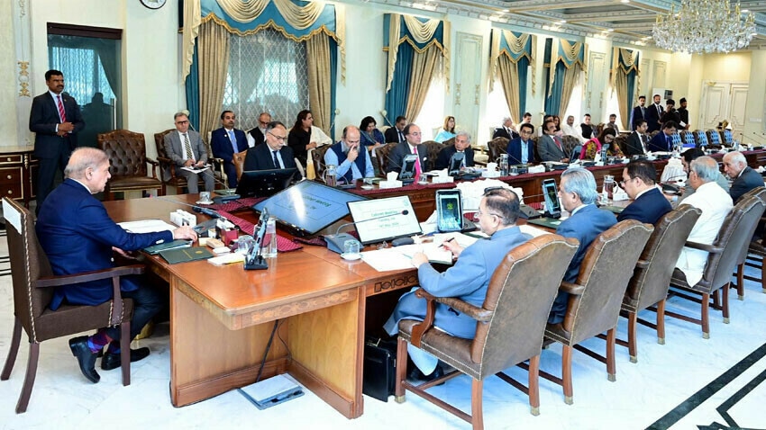 6653bf443d45b Oil Companies Invest $5 Billion in Pakistan
