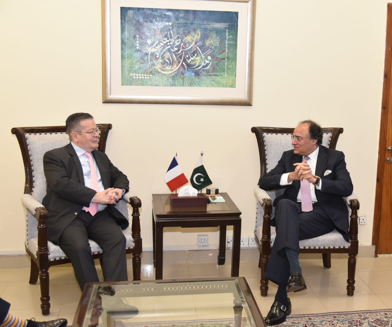 WhatsApp Image 2024 05 09 at 11.57.27 AM Strengthening Economic Ties: French Ambassador Meets Finance Minister Aurangzeb
