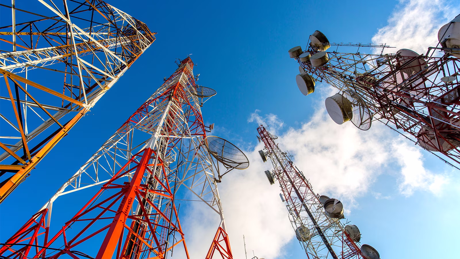 hero telecom FBR Initiates Action to Block SIMs of Non-Filers: Telecom Operators Summoned