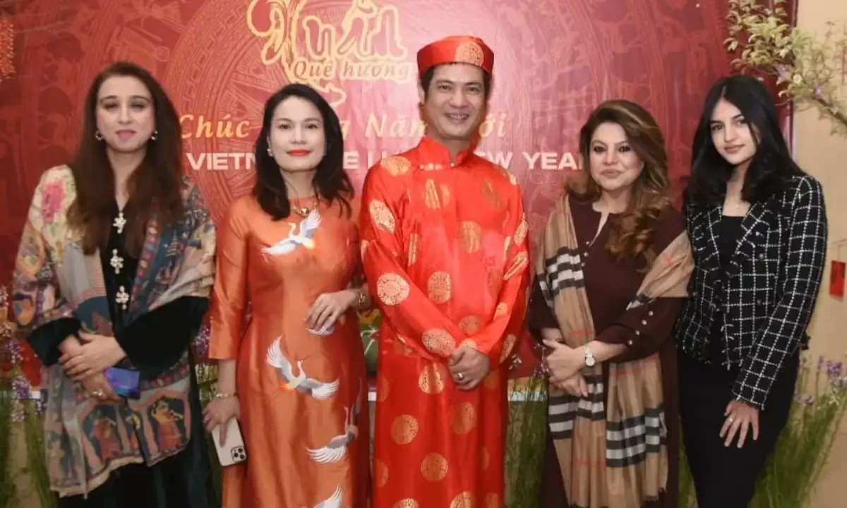 0114484085dc8ca Wife of Vietnamese Ambassador to Pakistan Goes Missing
