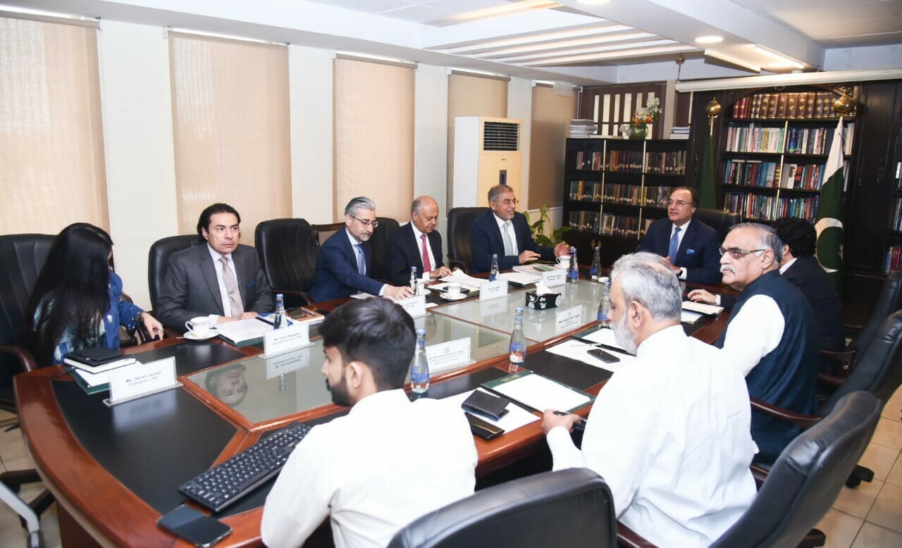 241429295b3ec4c Finance Minister Promises Inclusive Budget Finalization