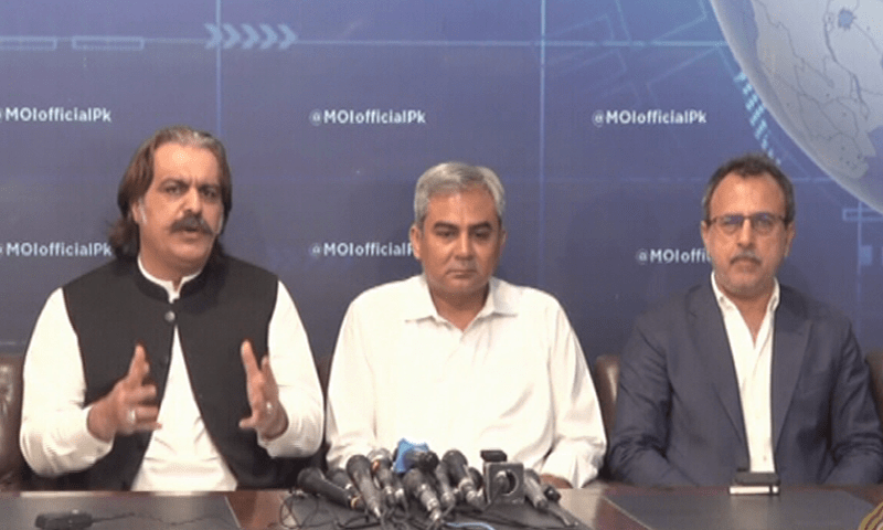 27170722a5c5868 Naqvi and Gandapur Discuss KP's Load Shedding Crisis