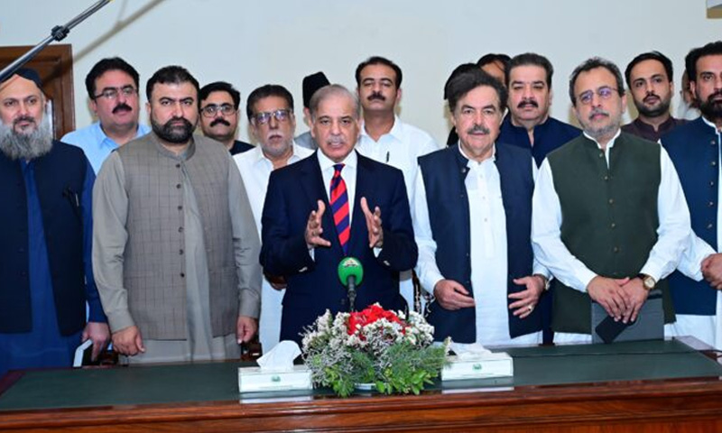 SS 1 PM Unveils Solarization Plan for Agricultural Tube Wells in Balochistan